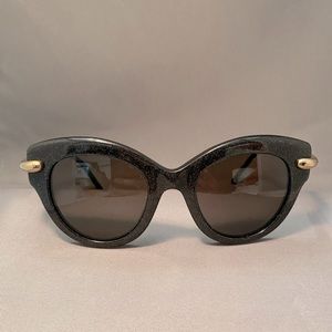 Pomellato PM0022S 001 Round Sunglasses